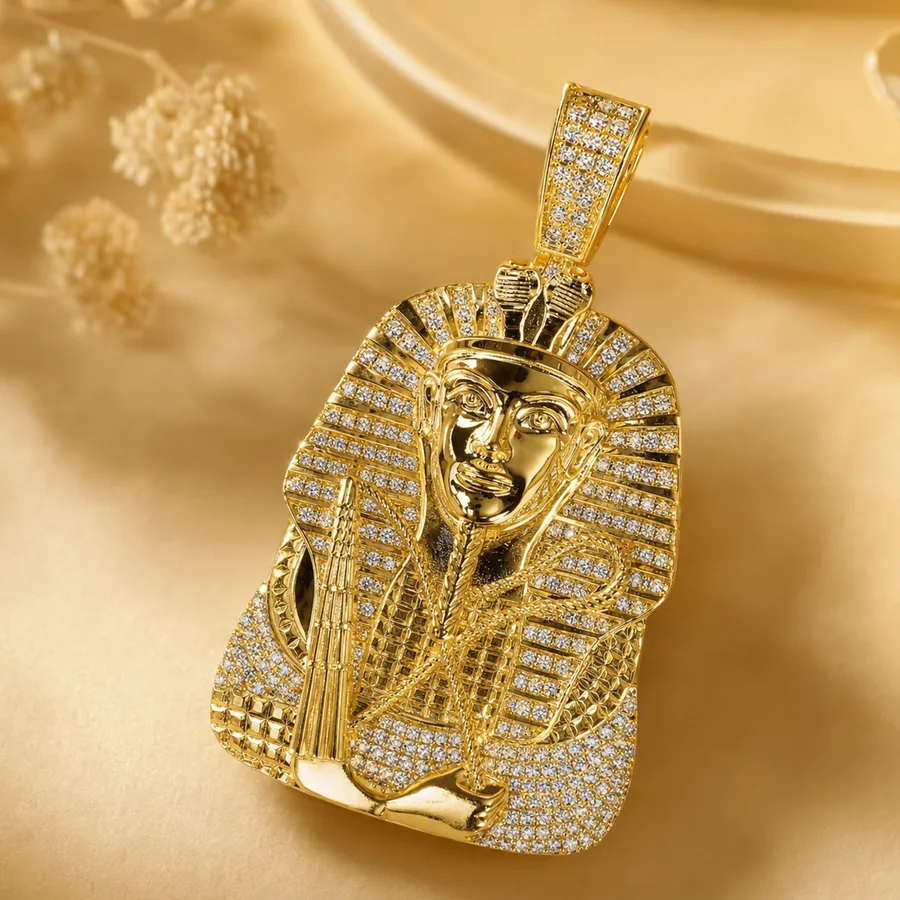 STAR JEWEL pharaoh pendant by Silver Oaks
